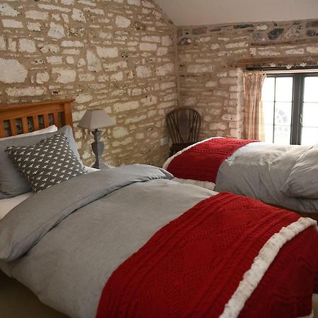 The Stable Loft, Llwynhelig Manor Apartment Llandeilo Exterior photo